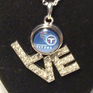 Tennessee Titans NFL Rhinestone LOVE Necklace NEW